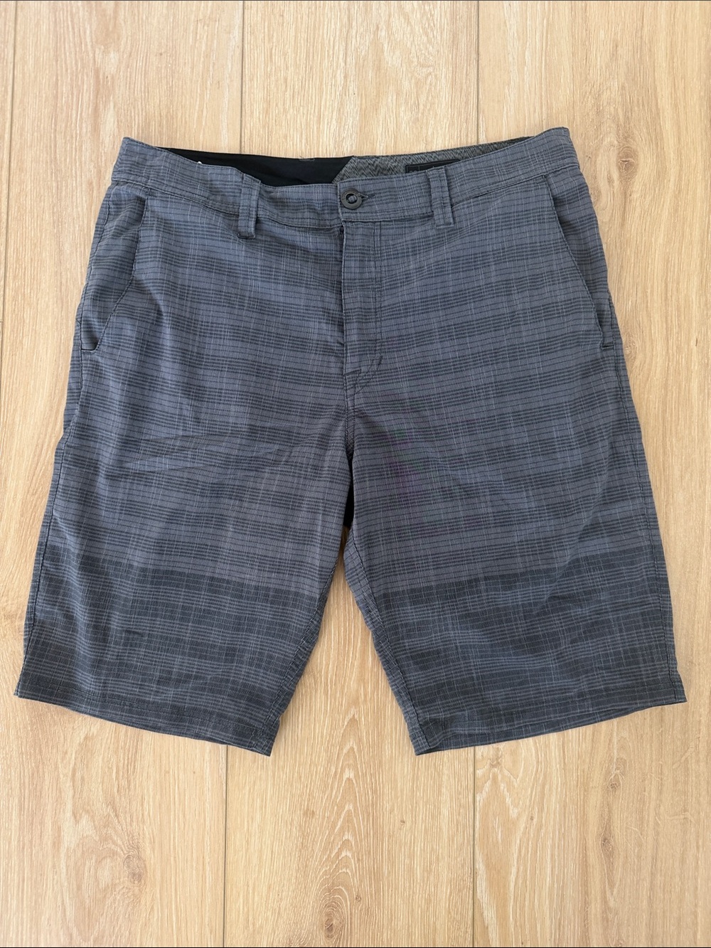 Volcom Men's Charcoal Plaid Flat Front Shorts